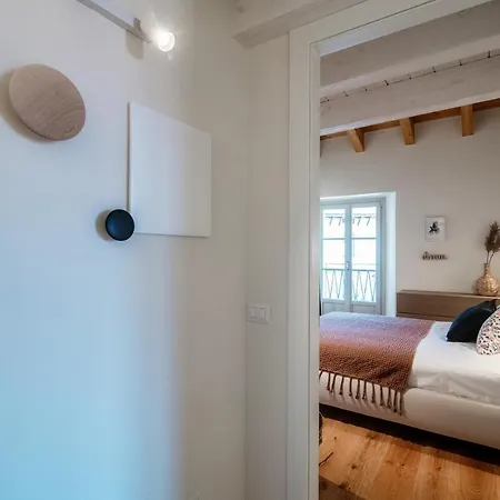 公寓 Il Castello - By Myhomeincomo *