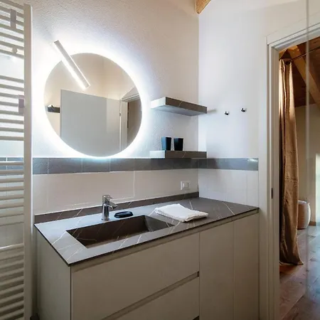 Il Castello - By Myhomeincomo 公寓 *