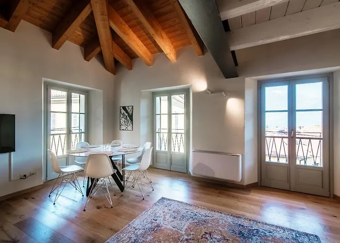 아파트 Il Castello - By Myhomeincomo