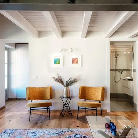 Il Castello - By Myhomeincomo 메나지오