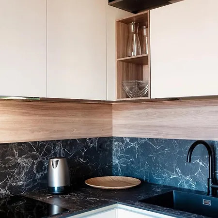 Il Castello - By Myhomeincomo 메나지오